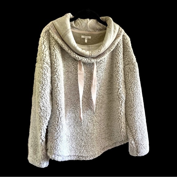 MAURICES, COWL NECK, SHERPA PULLOVER. LIGHT GREY WITH PLAID COWL. SIZE L - Picture 5 of 8